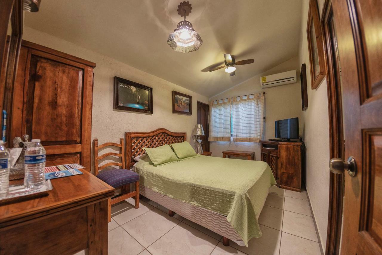 Oaxaca Hotel Casa Yunenisa מראה חיצוני תמונה